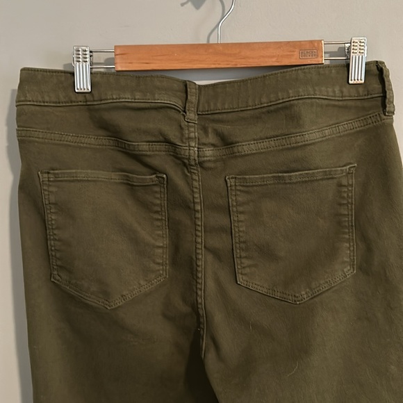 Gap High Rise Legging - Picture 3 of 4